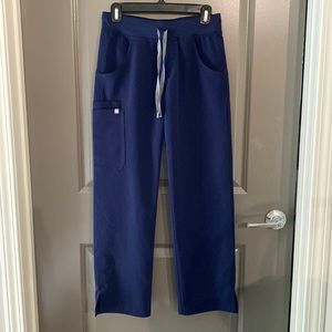 Figs Kade Cargo Scrub Pants - Navy - XS Petite